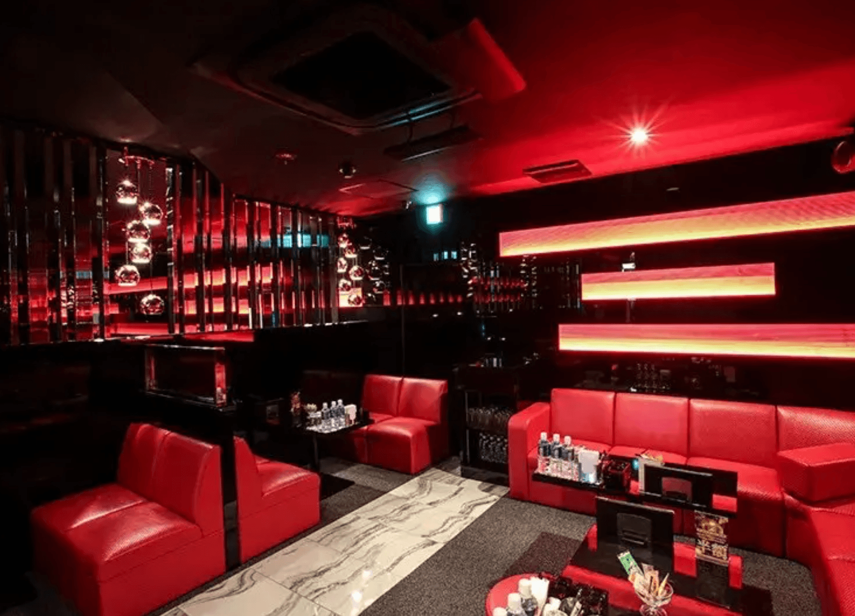 Club Luxe(リュクス)の店内