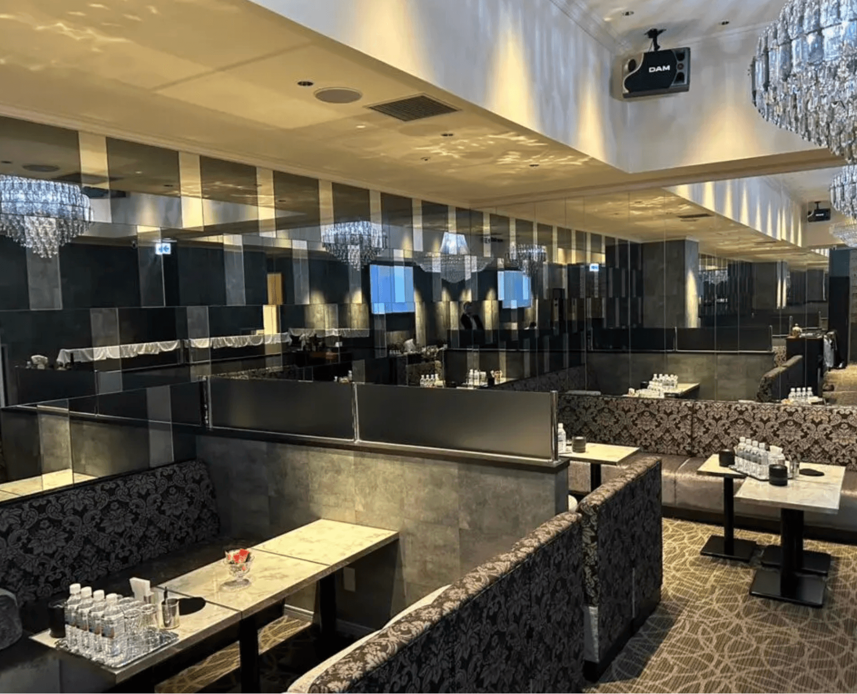 AMONの店内