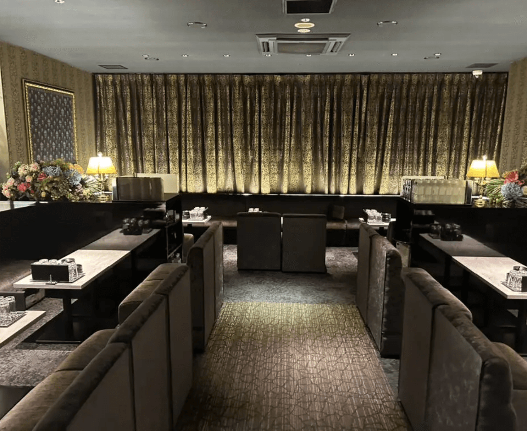 club Partheno(ミナミ パルテノ)の店内