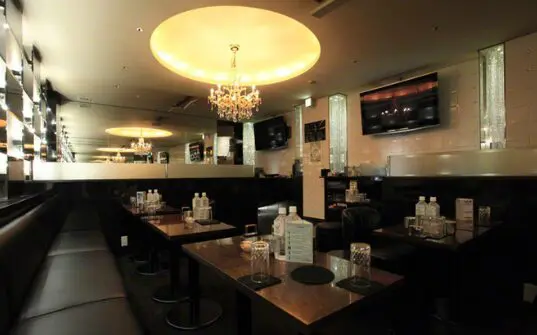 TNC(ティーエヌシー)の店内