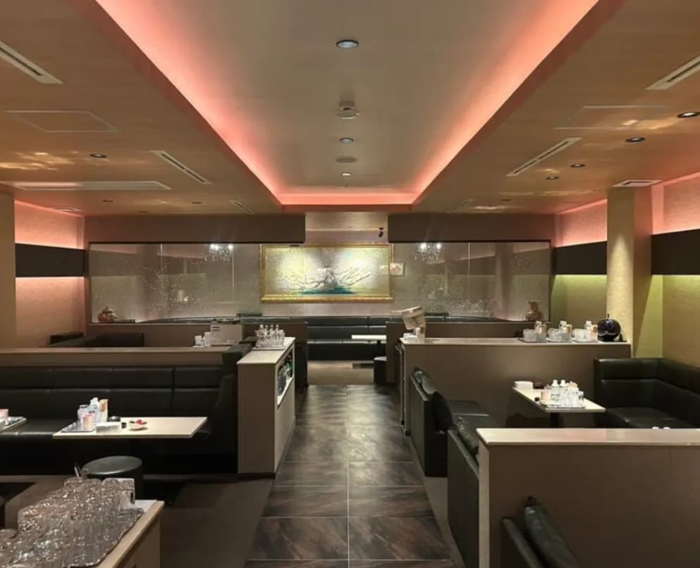 藤本(フジモト)の店内