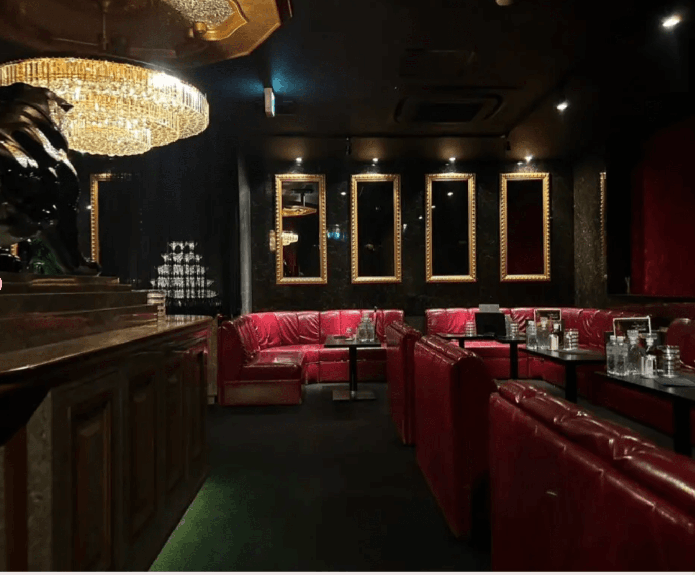 VALLET(ヴァレット)の店内