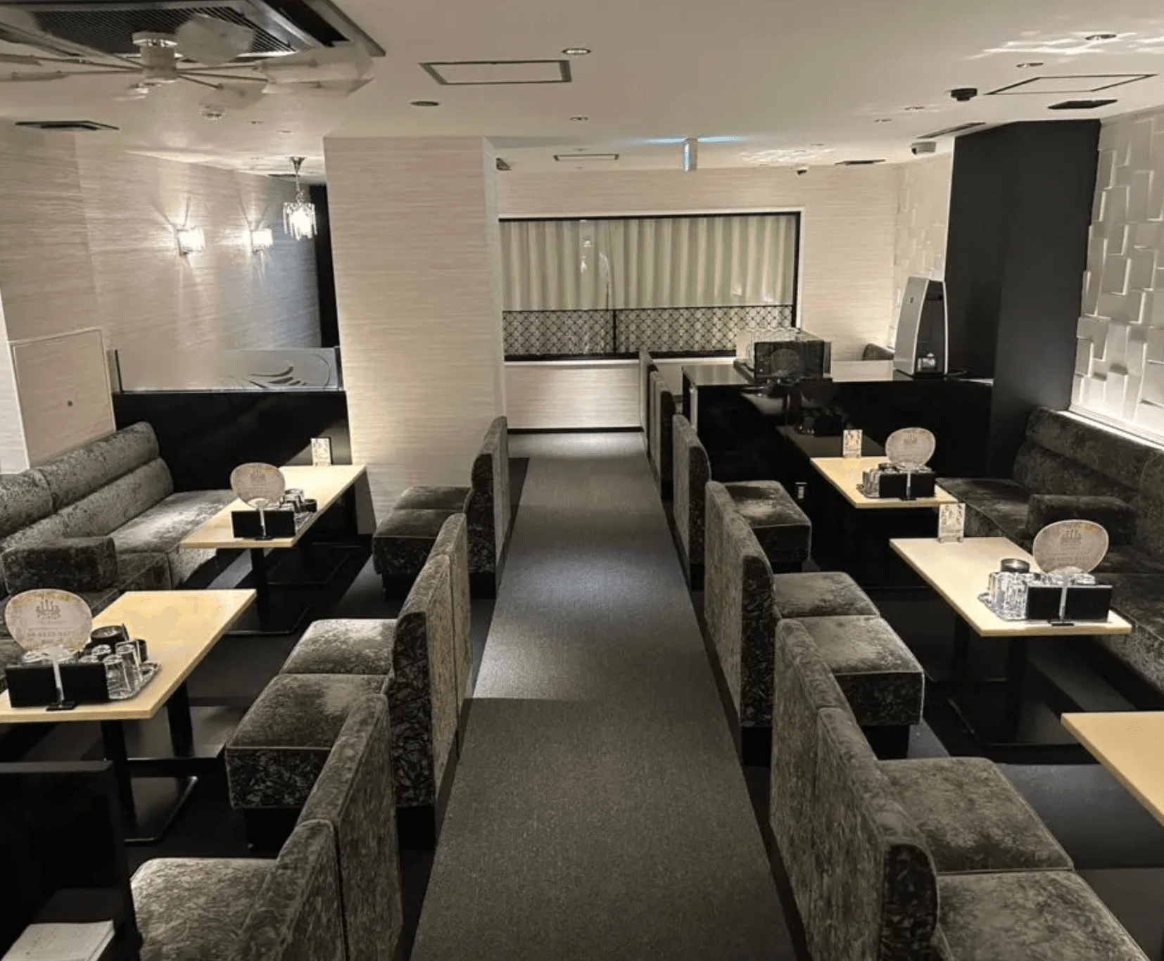 Club Neptune(ネプチューン)の店内
